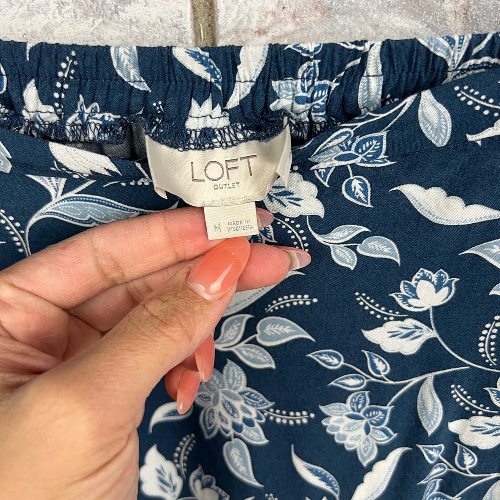 LOFT | Floral A-Line Skirt - Picture 6 of 7